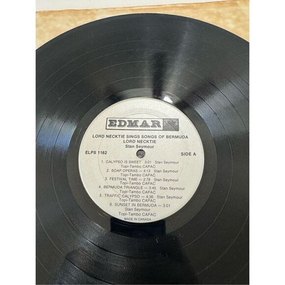 LP Lord Necktie Sings Songs of Bermuda (Edmar ELPS 1162) Canada - Signed - Picture 7 of 9